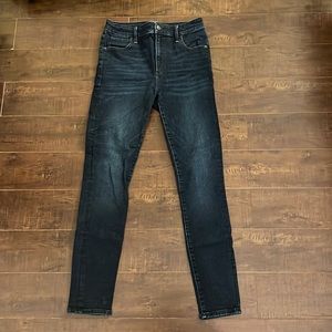 Abercrombie & Fitch women’s Simone high rise supper skinny Jean